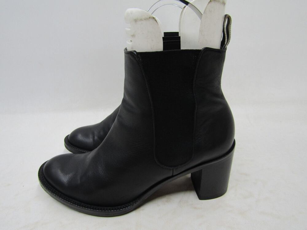 Robert Clergerie Womens Size 7 Black Leather Chelsea Ankle Fashion Boots